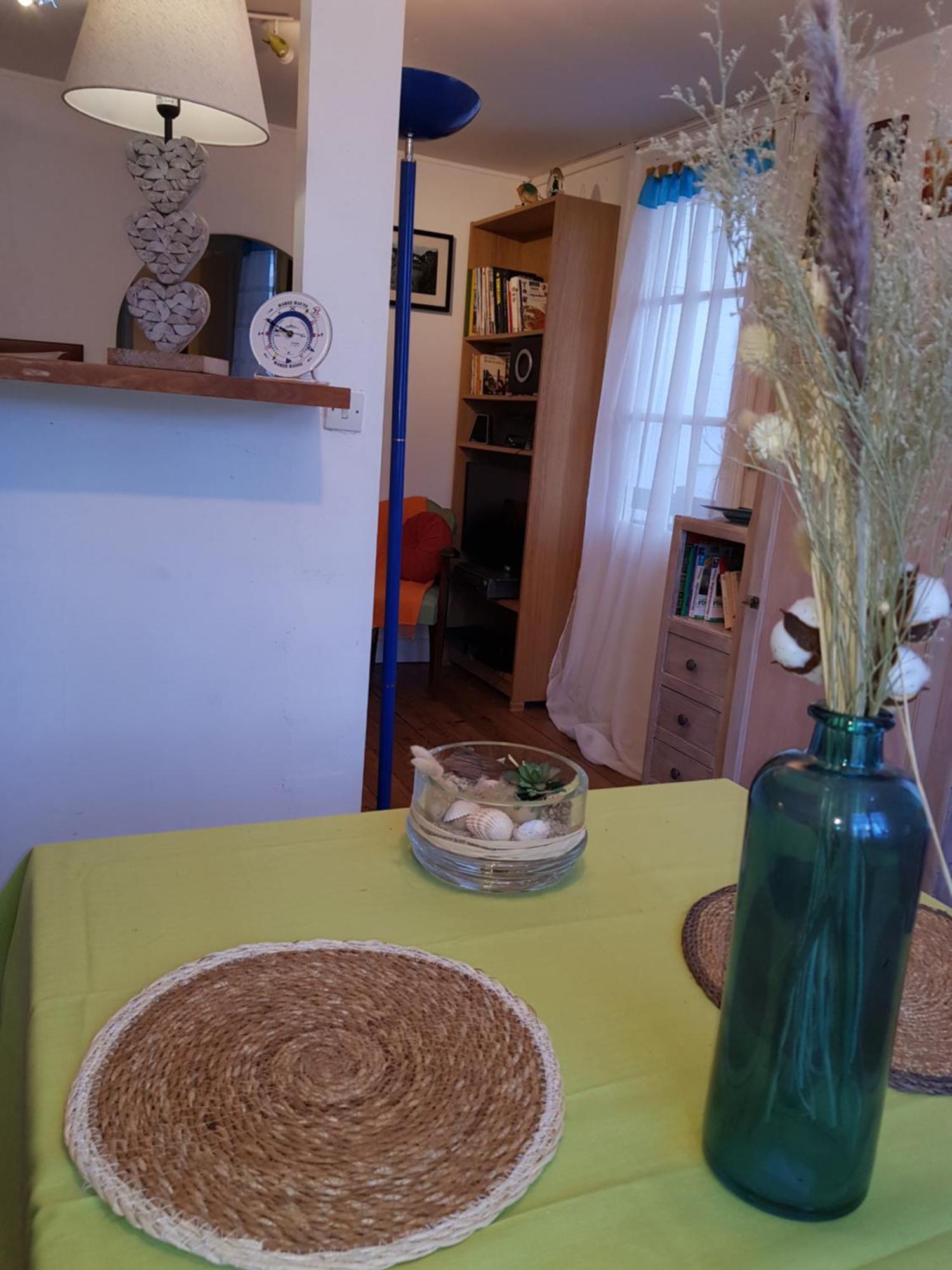 Herm'S Petite Maison Atypique Et Cour Privative - Avenue Du Marche - Ideal Couple Ou Jeunes Parents Cabourg Bagian luar foto